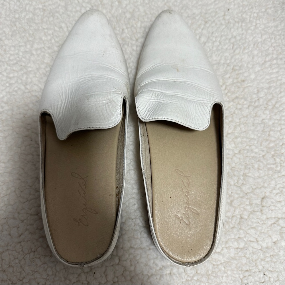 Esquivel white loafers for women size 5